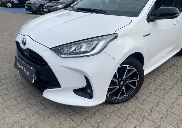 Toyota Yaris cena 84500 przebieg: 26353, rok produkcji 2021 z Kalisz małe 497